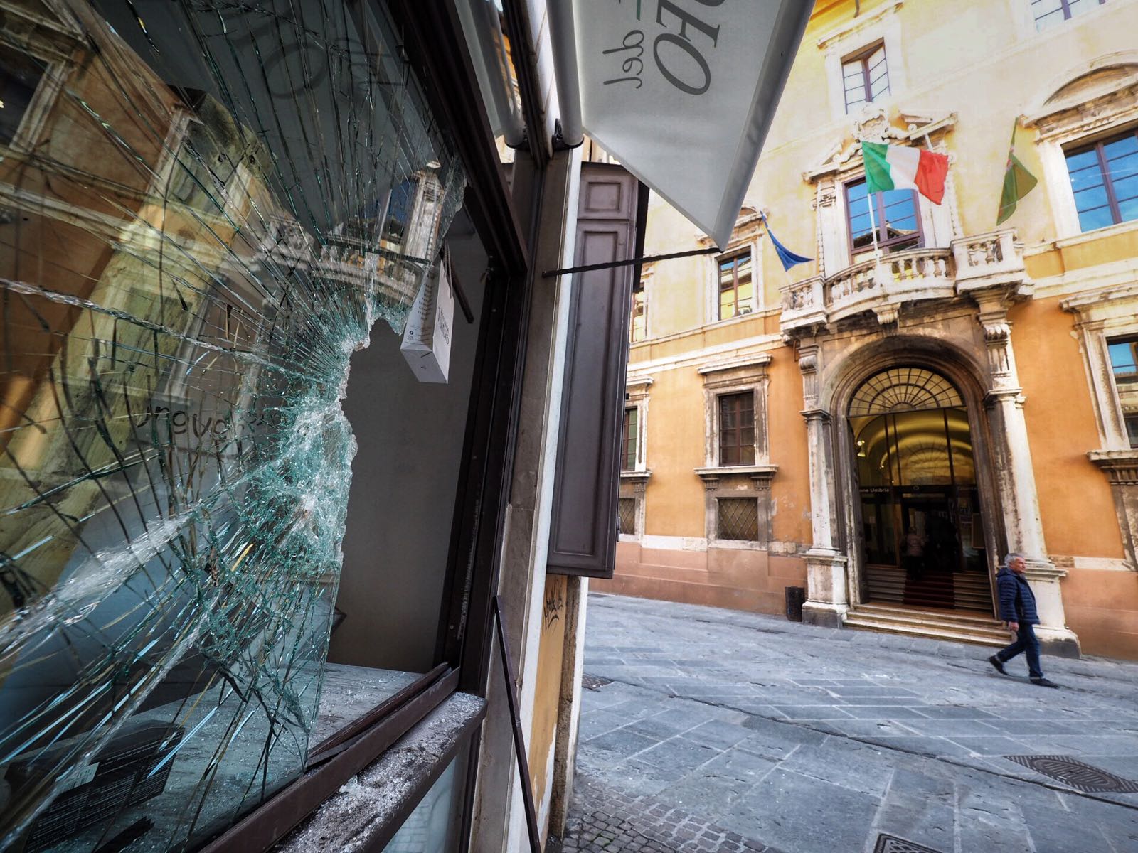 L'ultima spaccata su corso Vannucci