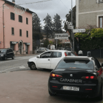 L'auto rintracciata a Olmo dai carabinieri (foto Settonce, riproduzione riservata)