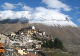 La neve a Castelluccio ripresa il 12 novembre dalla webcam di Umbria Meteo