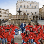 Come immaginano il flash mob in piazza IV Novembre i creativi della Tim