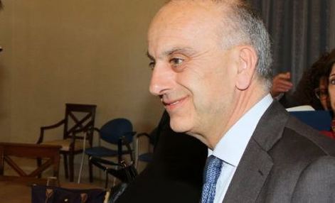 Il sottosegretario Gianpiero Bocci