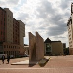 Piazza del bacio, cuore di Fontivegge (foto Settonce, riproduzione riservata)
