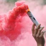 Un fumogeno (foto Internet)