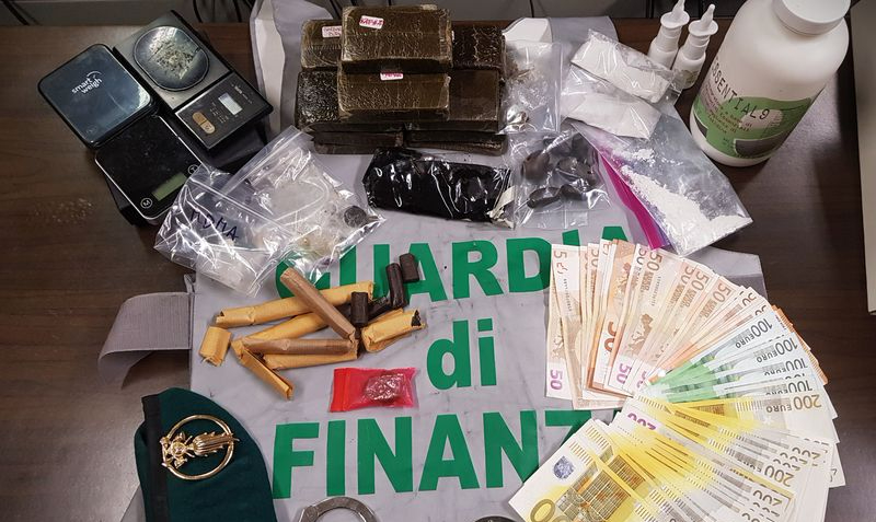Droga e soldi