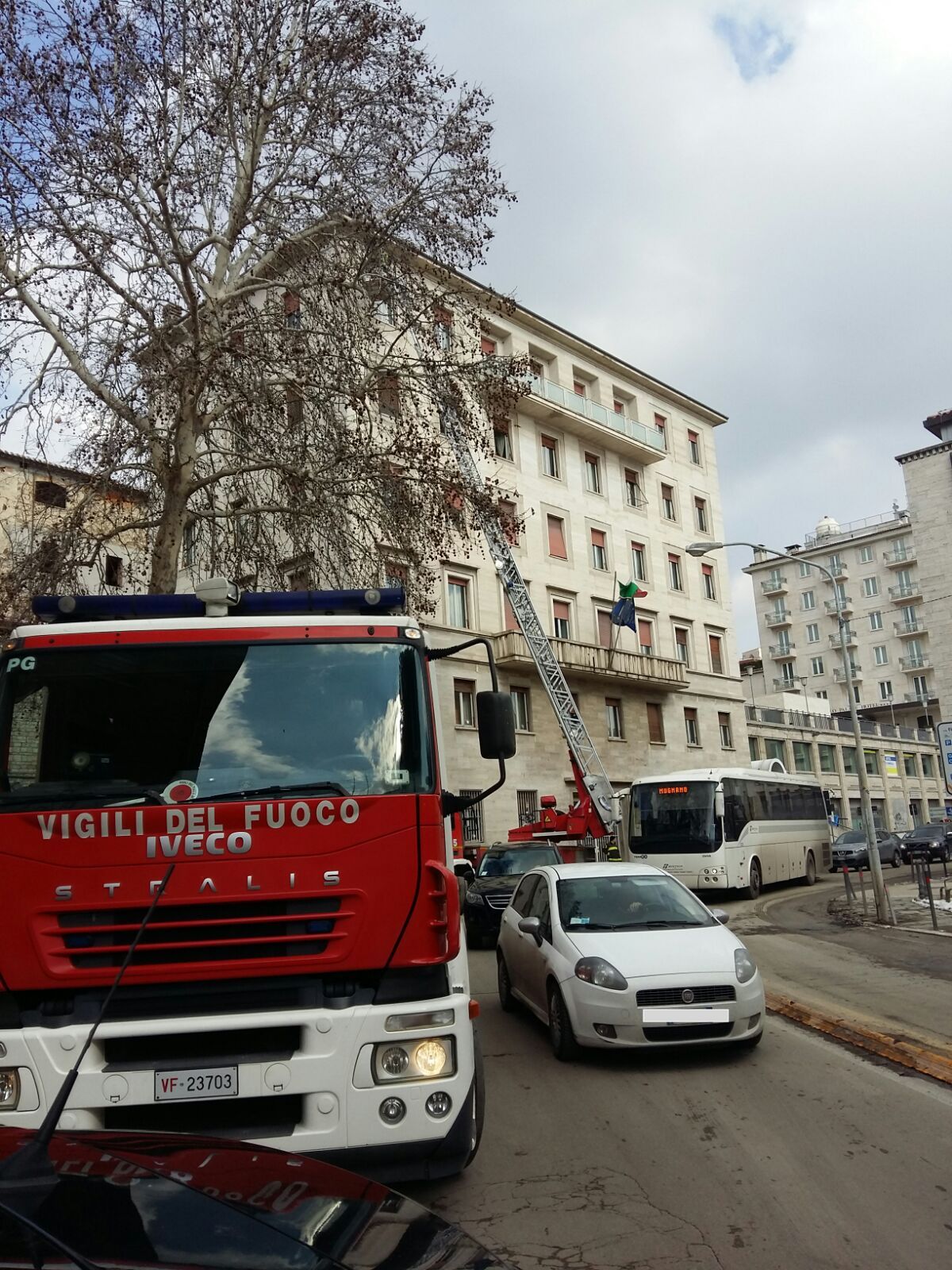 L'intervento dei vigili in procura