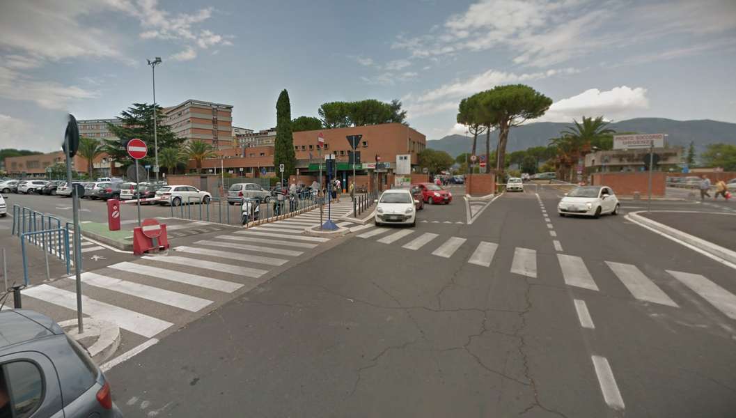 Ospedale Santa Maria di Terni, parcheggi (fotogoogle.com)