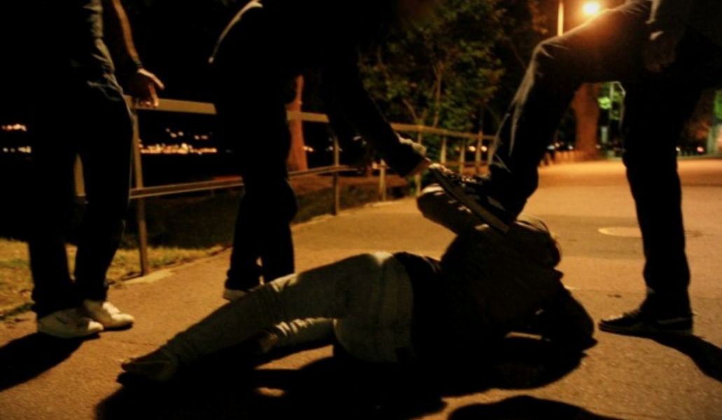 Giovani fanno a botte