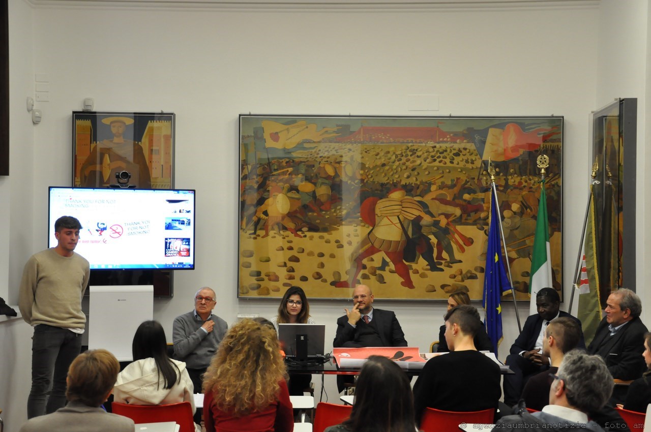 La presentazone della campagna contro il fumo