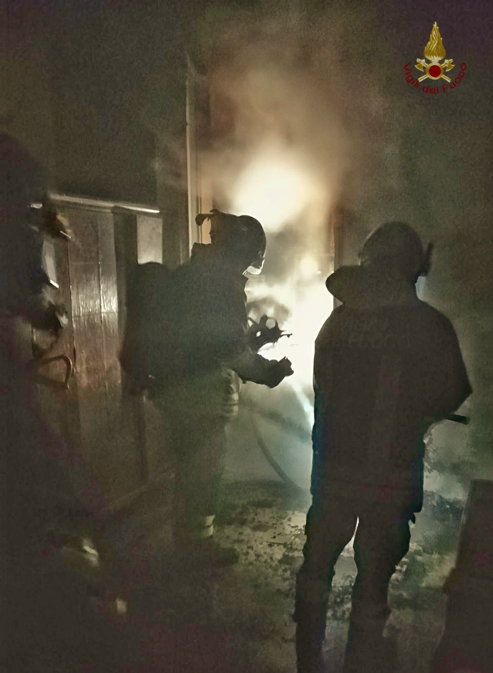 L'intervento dei vigili del fuoco a Foligno 2