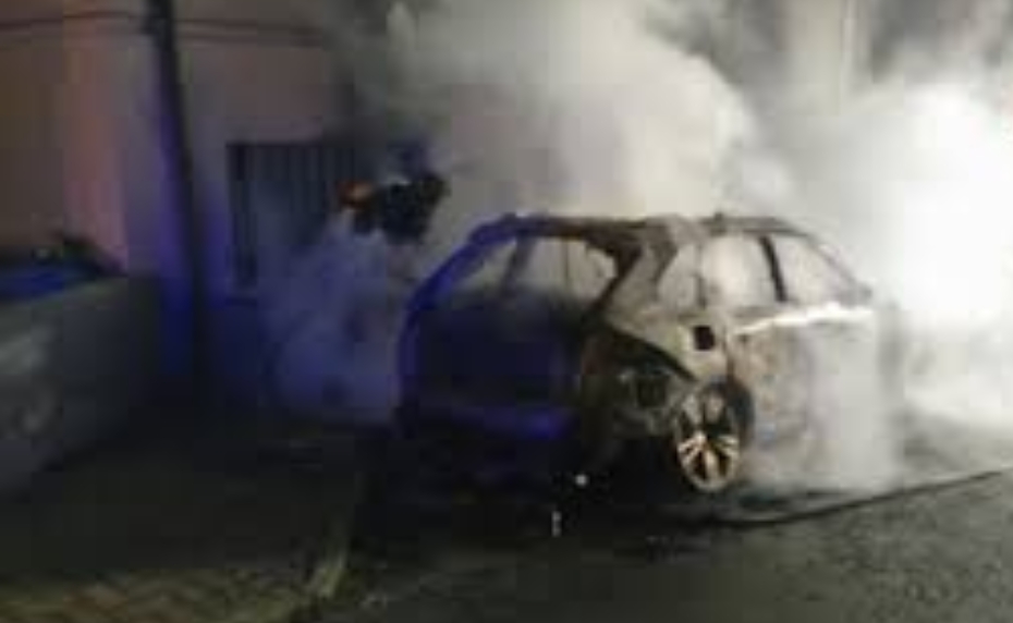 Auto a fuoco. Repertorio