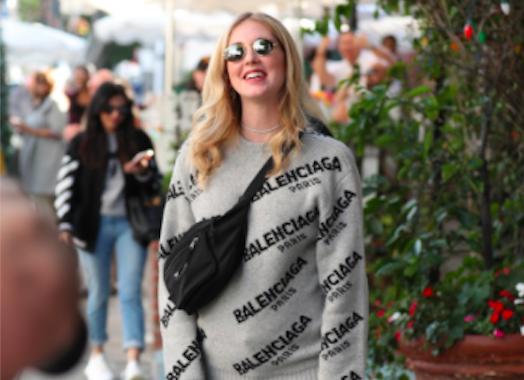 Chiara Ferragni con un marsupio (foto Instagram)