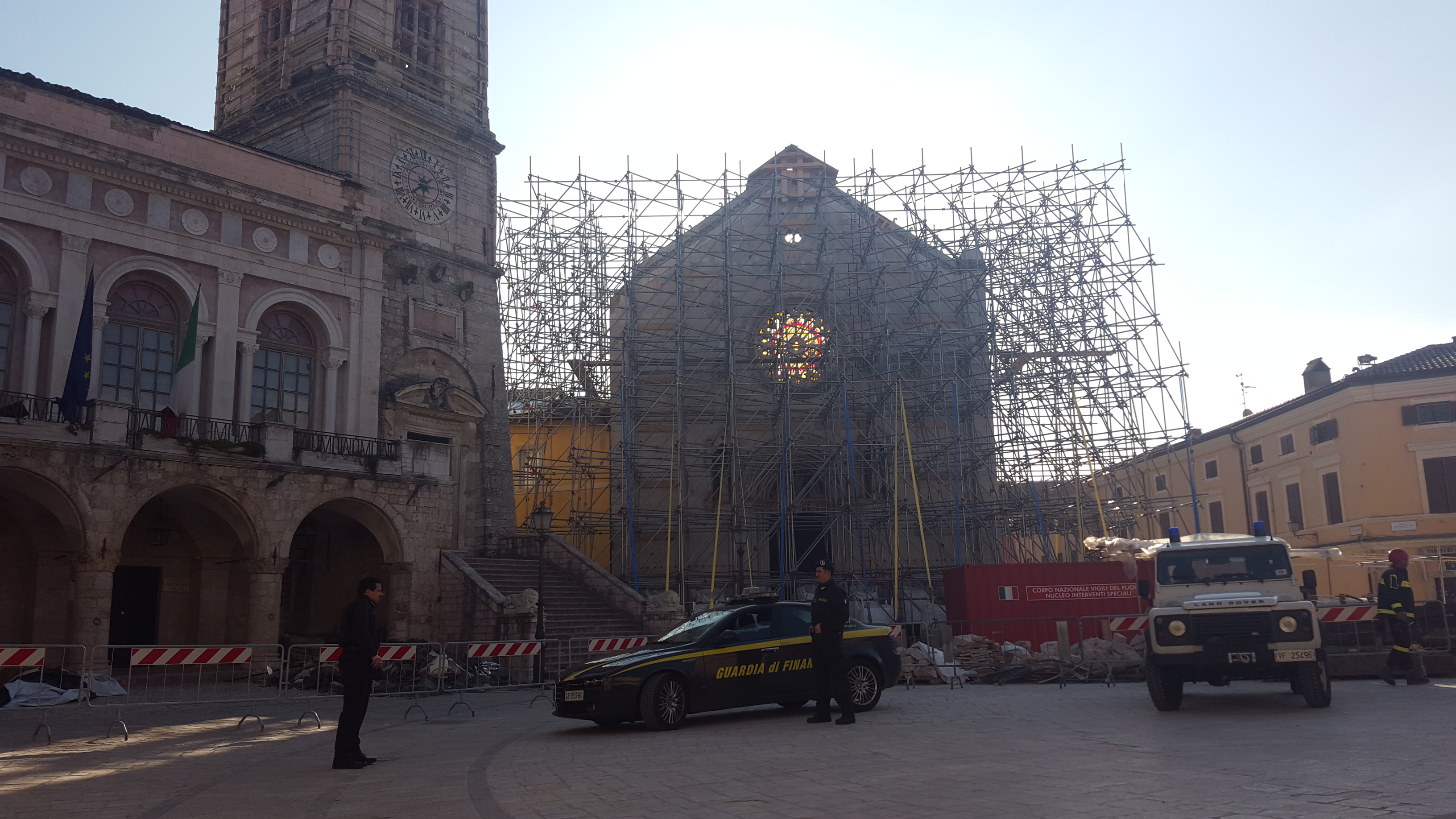 Guardia di finanza a Norcia