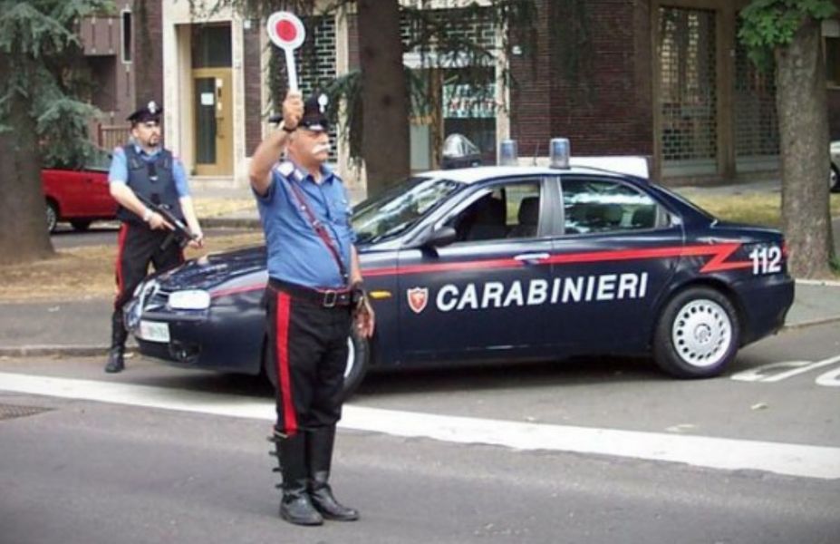 Alt dei carabinieri