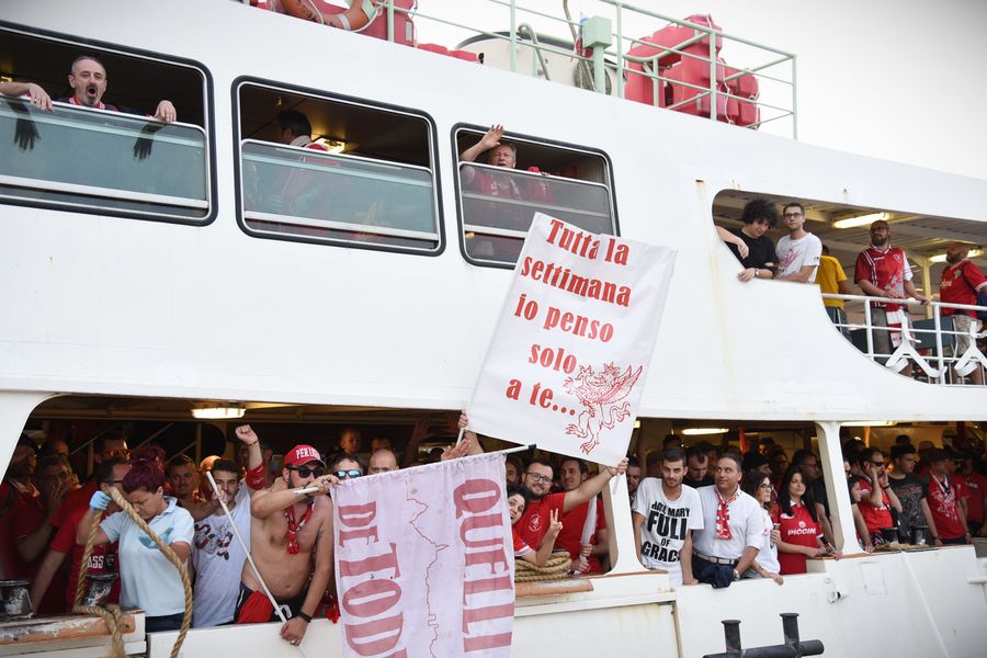 Tifosi del Perugia verso Venezia (foto Settonce) - ©RIPRODUZIONE RISERVATA