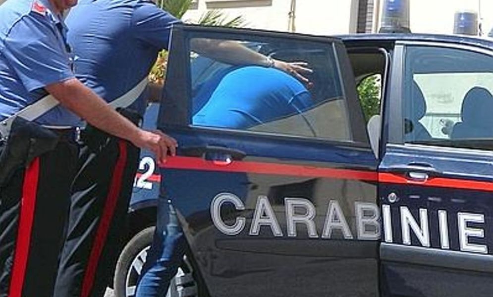 Arrestato dai carabinieri. Repertorio