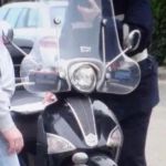 Fermato dalla polizia con lo scooter pieno di droga. Repertorio