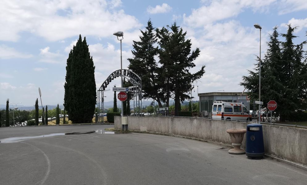 Ambulanza all'ospedale di Perugia
