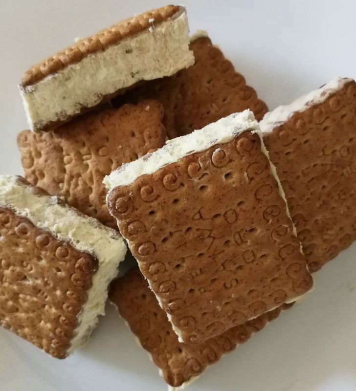 Biscotti con gelato