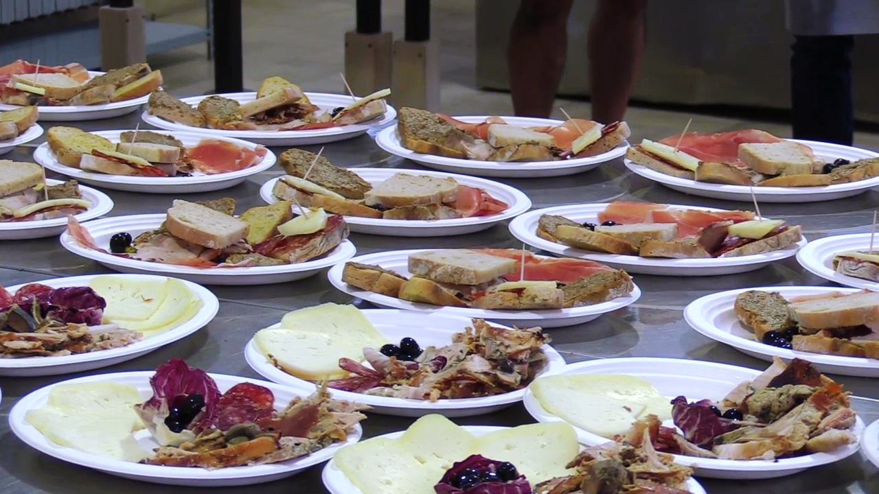 sagra-porchetta-di-costano (2)