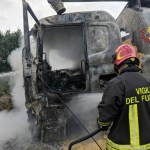Camion divorato dalle fiamme a Castel Viscardo