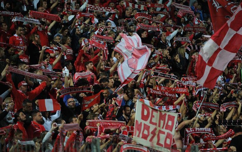 tifosi del Grifo in festa (foto di archivio)