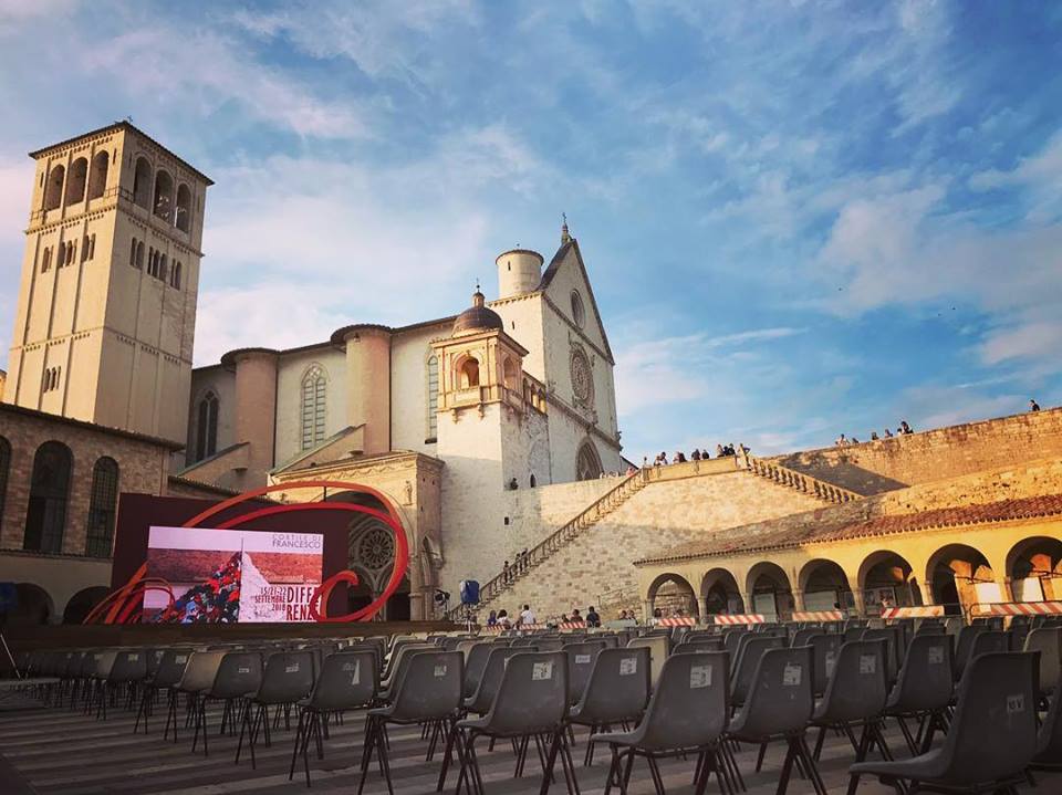 Il Cortile di Francesco (foto Facebook)