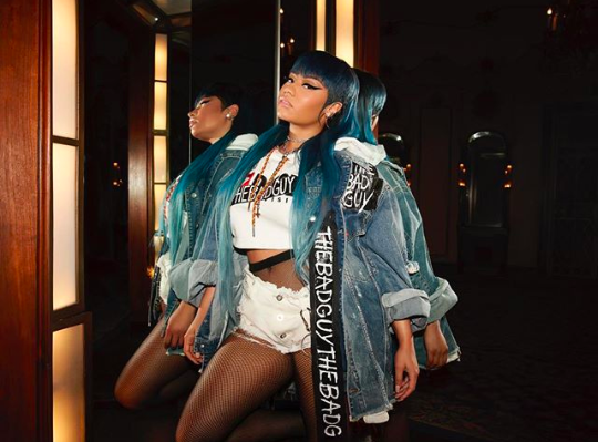 Nicki Minaj veste Diesel Hate Couture (foto Instagram)