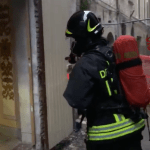 I vigili del fuoco nell'ex sede de La Mora