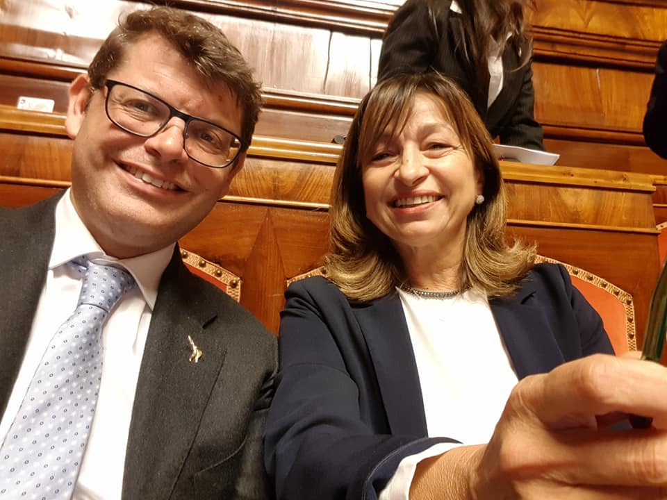 Luca Briziarelli e Donatella Tesei (foto Facebook)