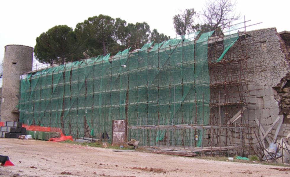 Mura crollate nel 2006 (foto www.terninrete.it)