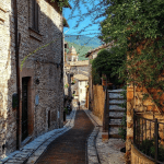 Spello in uno scatto di @valepillina su Instagram