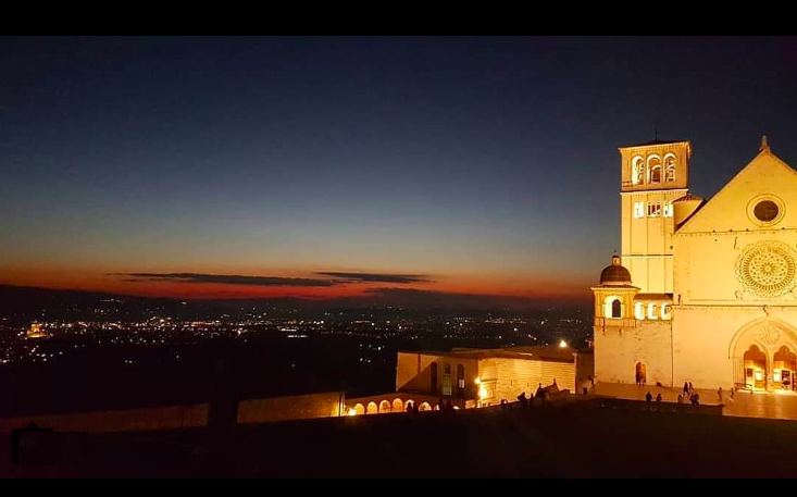 Assisi in uno scatto di @lorena_lolly90 su Instagram