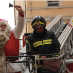 Il Babbo Natale dei vigili del fuoco (foto www.vigilfuoco.it)