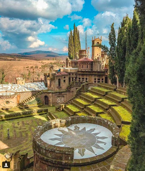 La Scarzuola a Montegabbione in uno scatto di @marco_argentati su Instagram