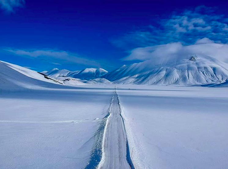 Castelluccio in uno scatto di @daniele_mercuri99 su Instagram