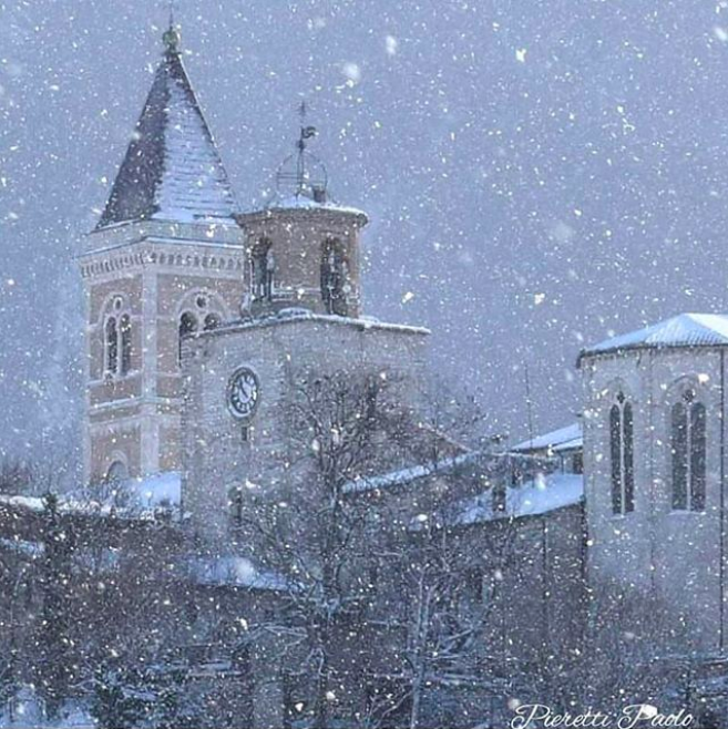Gualdo Tadino in uno scatto di @paoloppier su Instagram