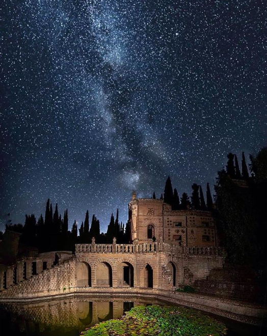 La Scarzuola a Montegabbione in uno scatto di @altai.pg su Instagram