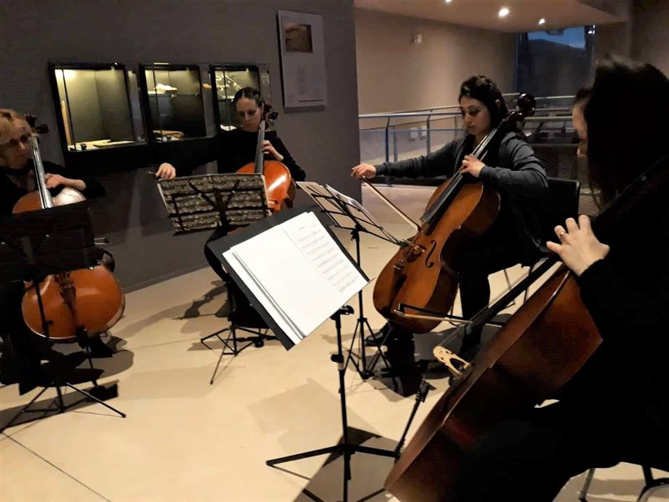 Le VioloncElle (foto profilo Facebook Villa Mosaici Spello)