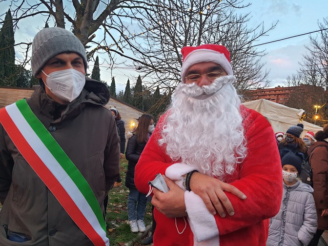 inaugurazione mercatini di Natale parco Chico Mendez Perugia 2021