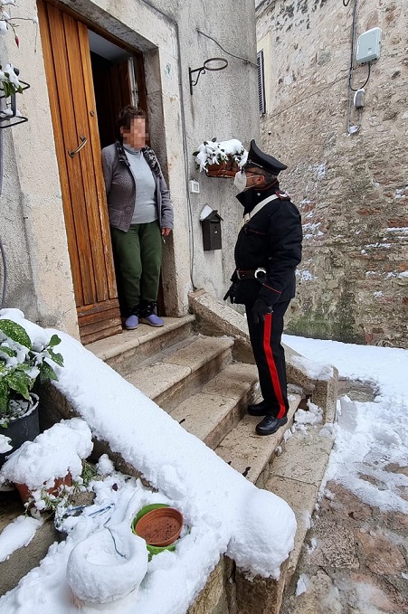 carabinieri intervento a Monteleone