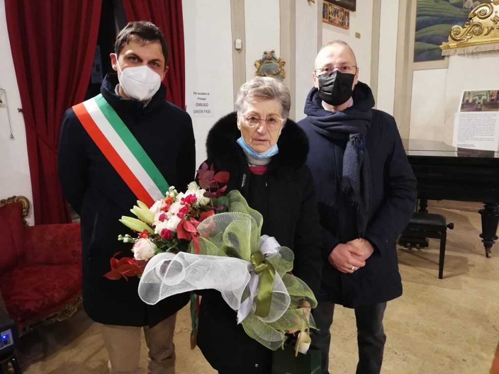 consegna Baiocco d'Oro a Marisa Brugnoni Rosi gennaio 2022