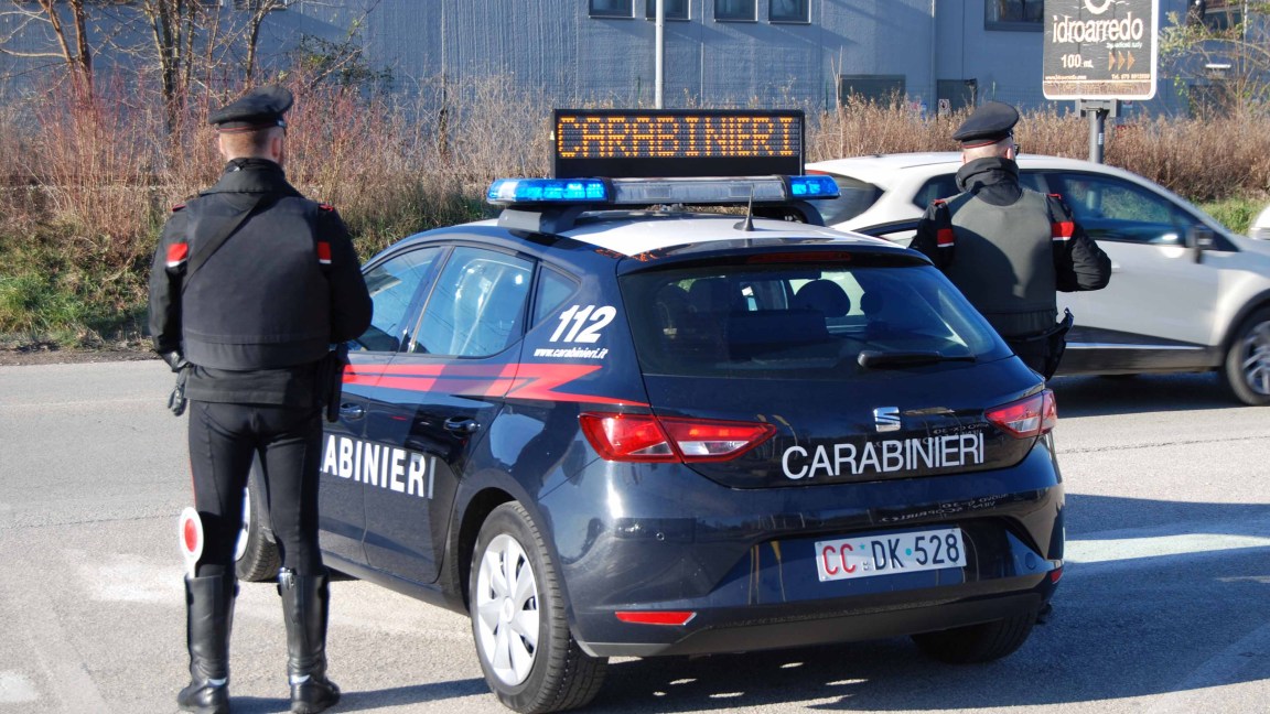 pattuglia carabinieri Città di Castello