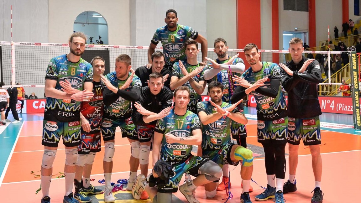 Block Devils che espugnano il palazzetto di Vibio Valentia