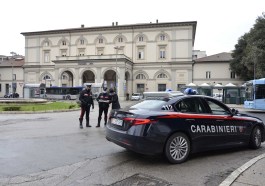 carabinieri Perugia alla stazione di Fontivegge
