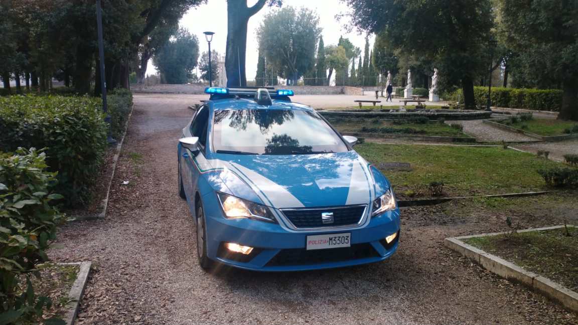 polizia, volante, Perugia