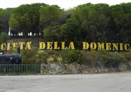 Città della domenica ingresso