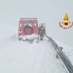 Bloccati nella neve sul Monte Cucco