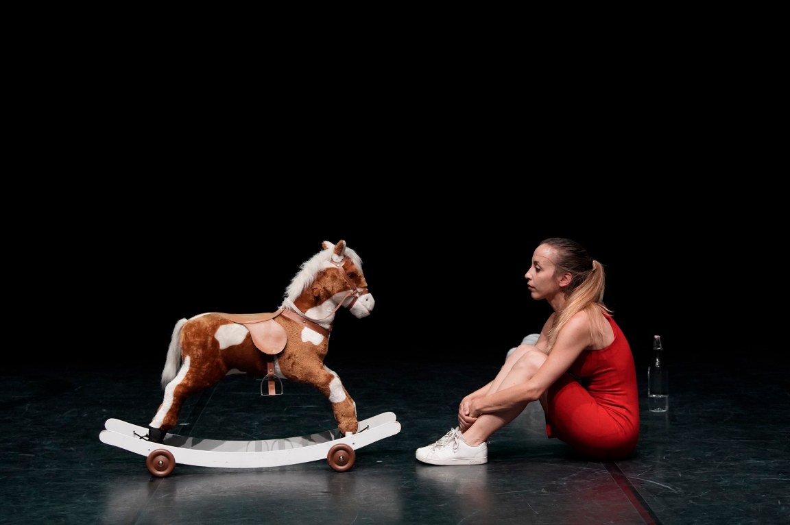 mio padre non è ancora nato foto di Luca Del Pia
