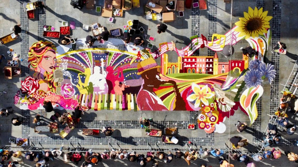 foto infiorata Sanremo 2022