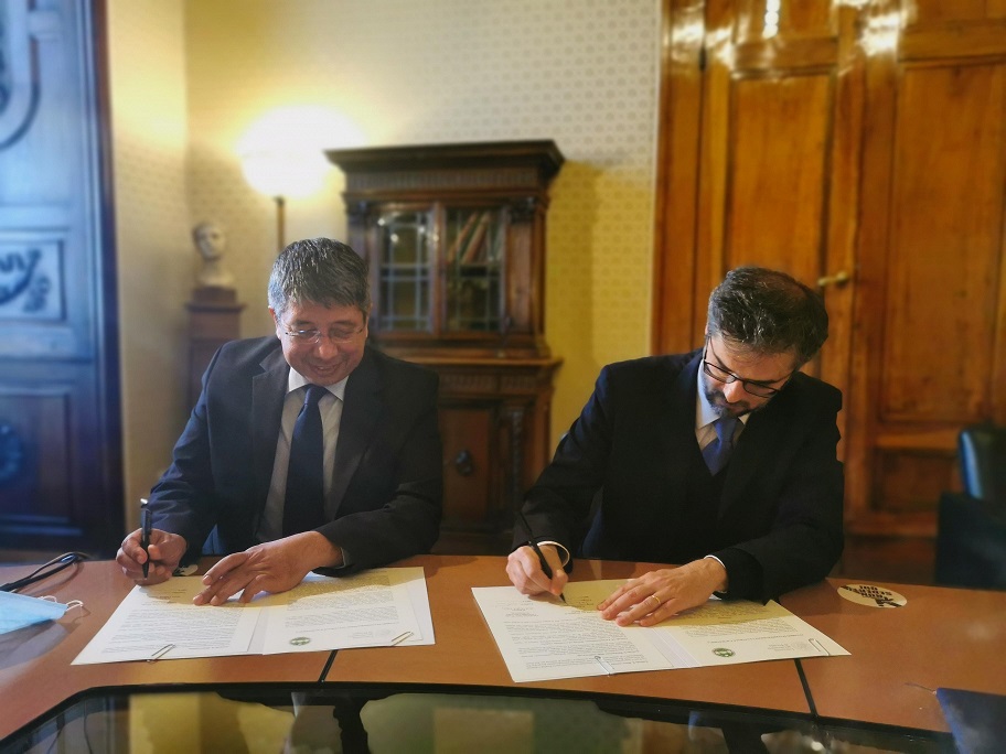 Sul tavolo un protocollo di collaborazione di interscambio didattico fra le due realtà